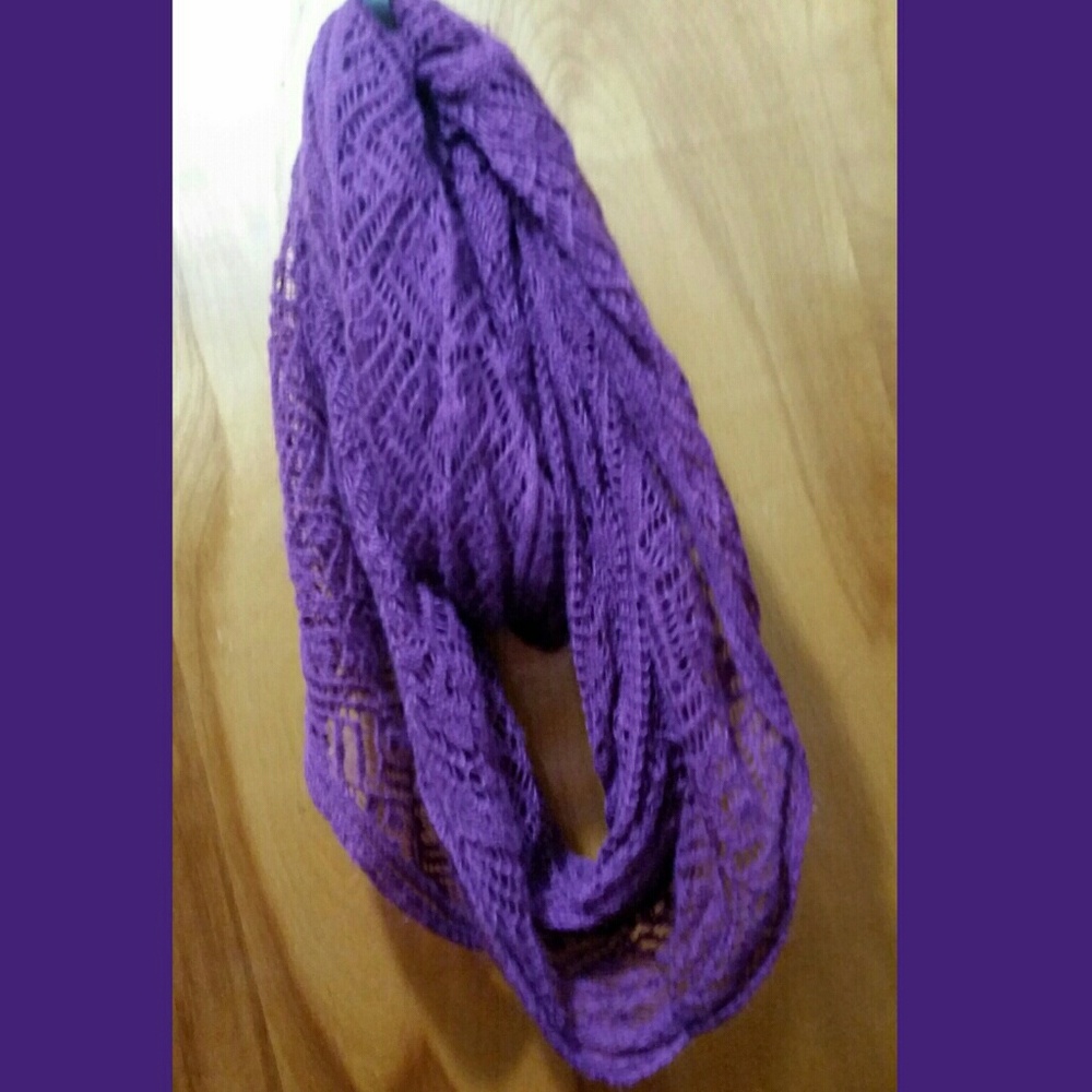 👽 PURPLE INFINITY SCARF